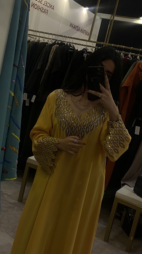 Signature abaya