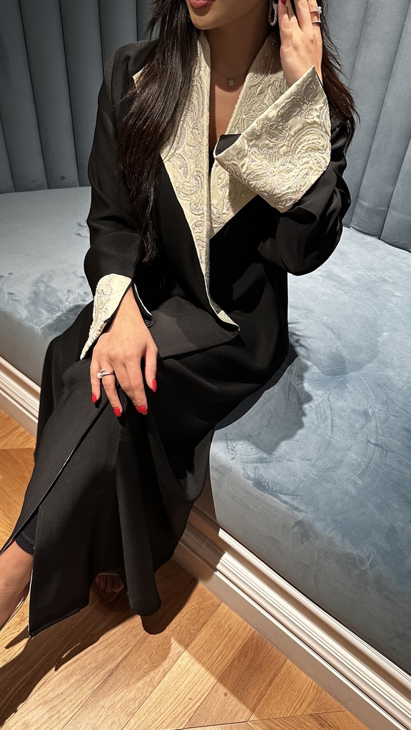 Elite abaya
